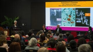 Vivian Mo and USC Trustee Dominic Ng